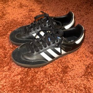 Lightly worn Adidas Samba